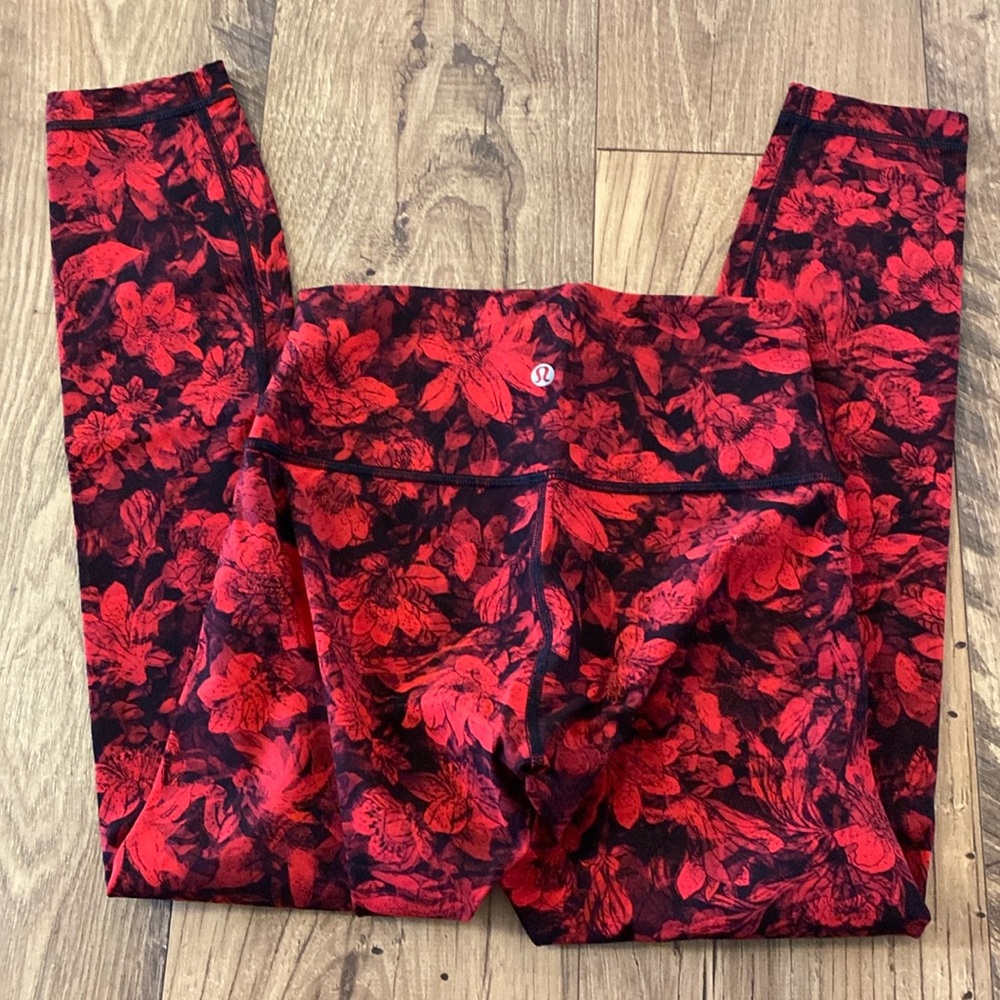 EUC Luxtreme Lulu Leggings, size 4